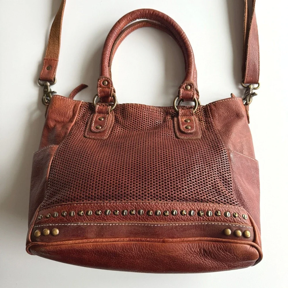 Amsterdam Heritage Caramel Leather Perforated Studded Top‎ Handle Shoulder Bag